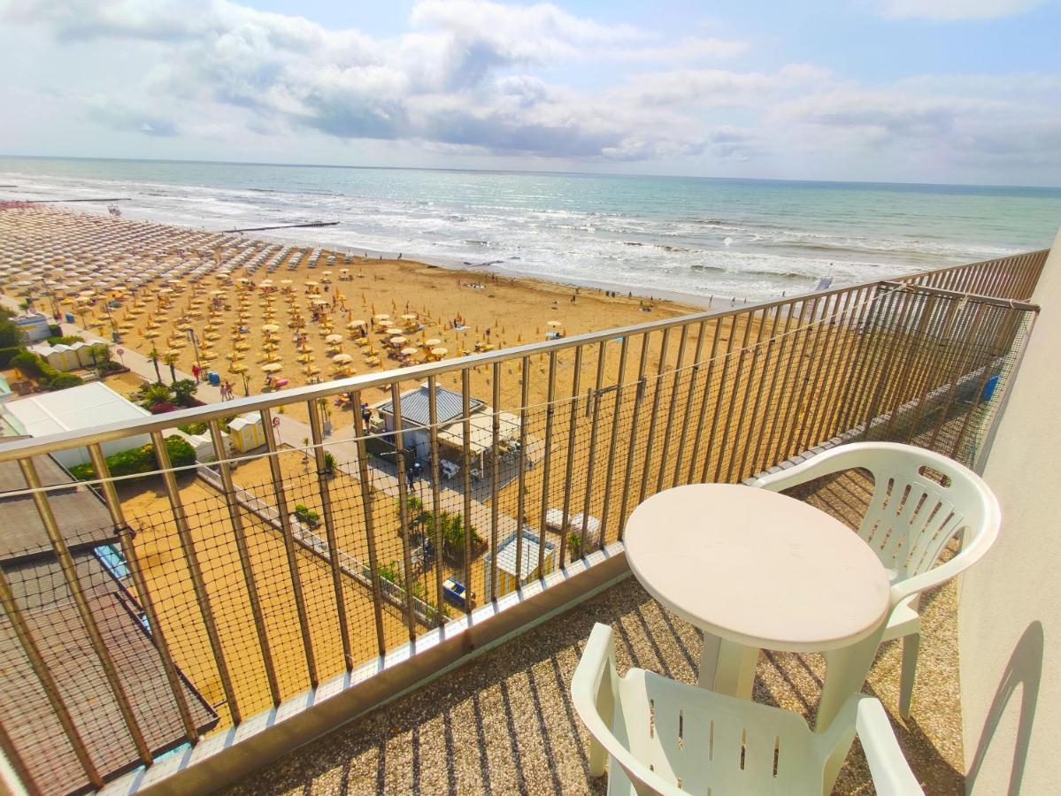 La Torre - Frontemare - Immobil Relax Villa Lido di Jesolo Dış mekan fotoğraf